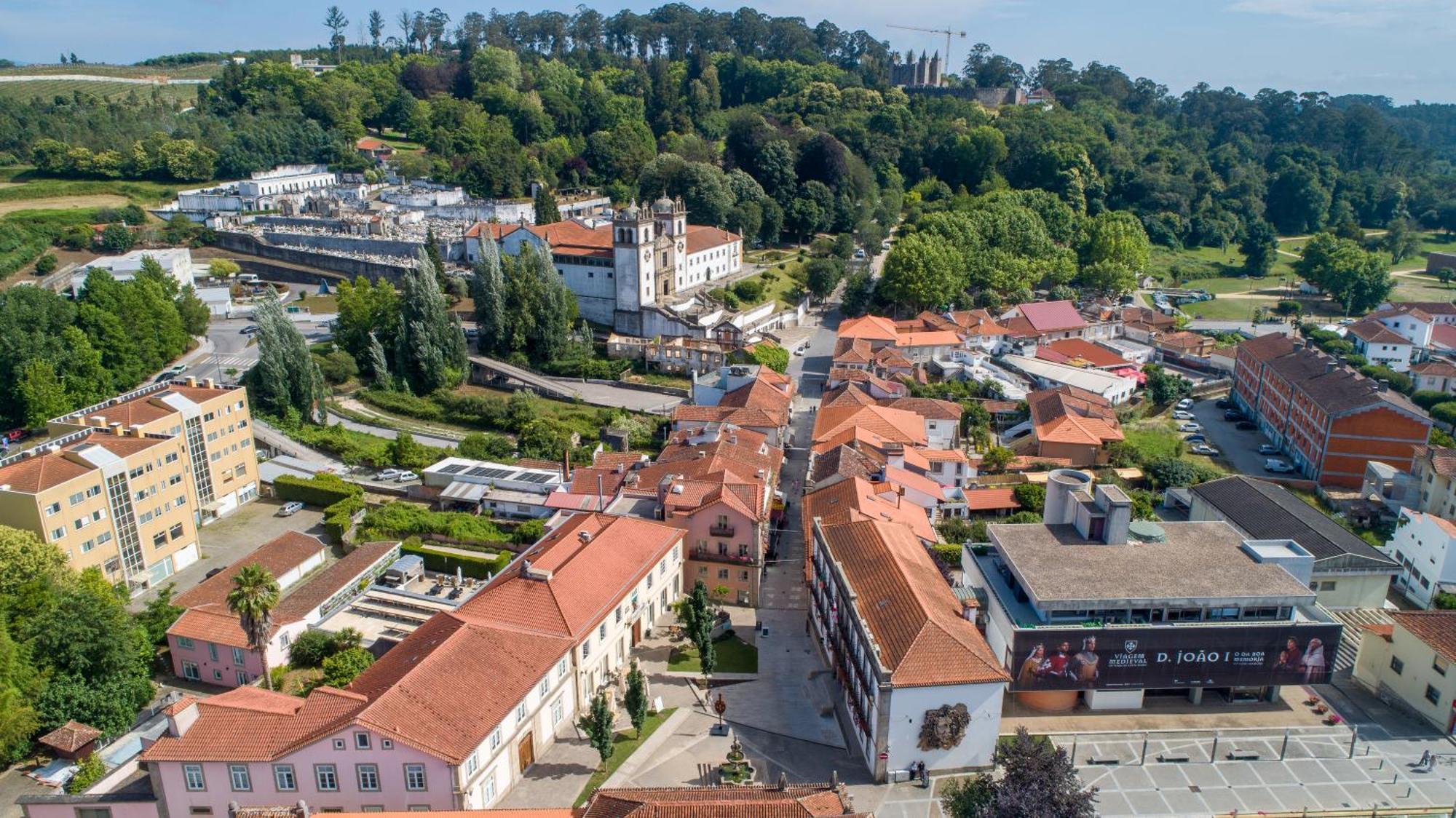 Da Praca Hostel Santa Maria da Feira Εξωτερικό φωτογραφία