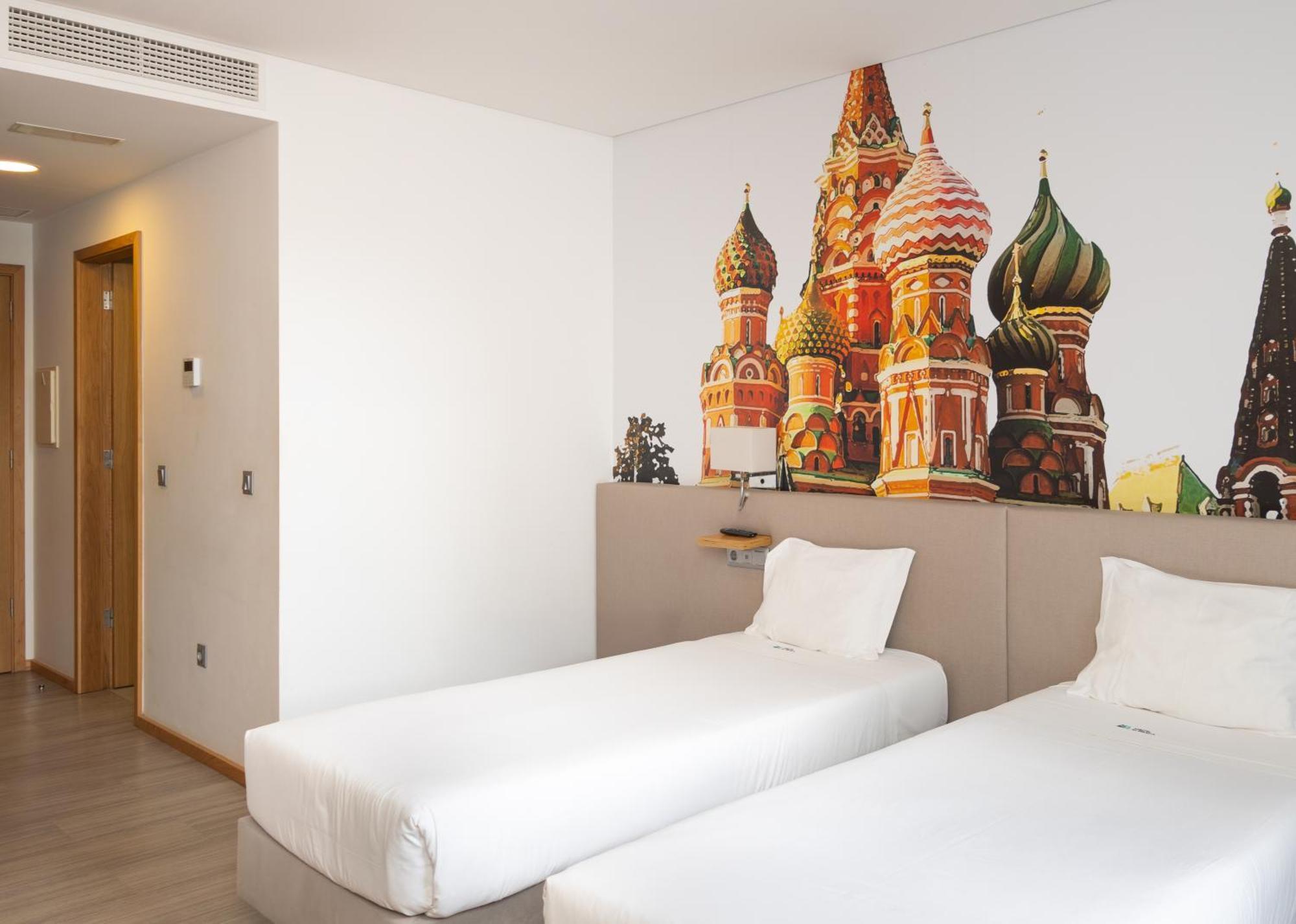 Da Praca Hostel Santa Maria da Feira Εξωτερικό φωτογραφία